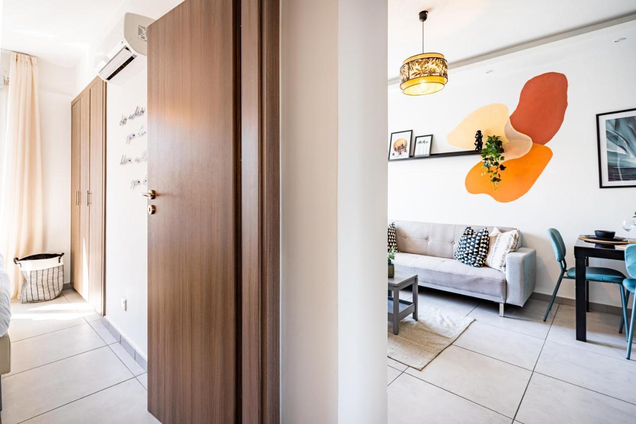 Made With Love 1-Br Apt By Finikoudes Beach Larnaca Esterno foto