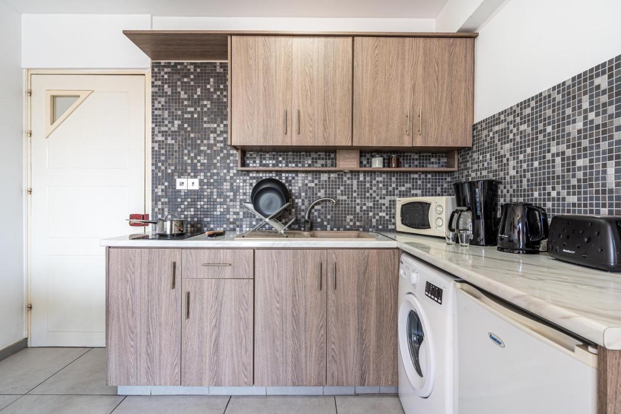 Made With Love 1-Br Apt By Finikoudes Beach Larnaca Esterno foto